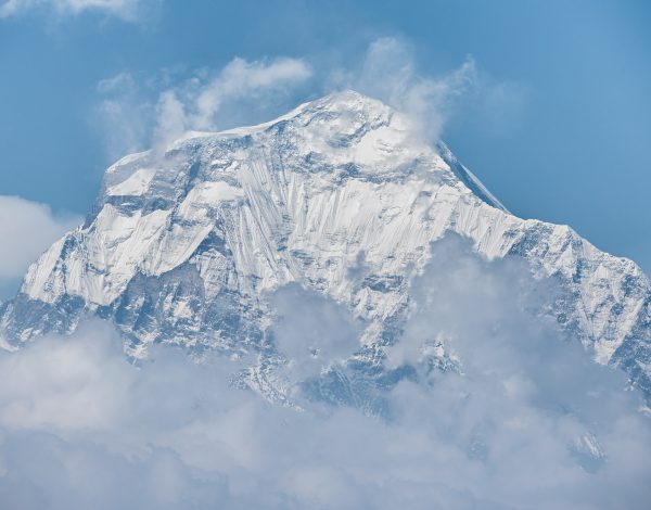 Życie w górach Nepalu – trekking przez Himalaje